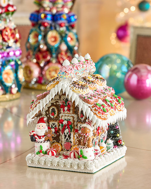 Small Gingerbread House